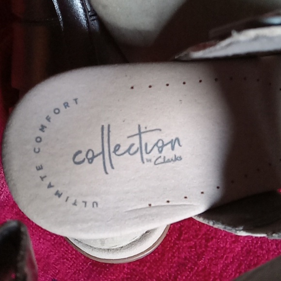 Clark's Pewter Sandals - Picture 4 of 5